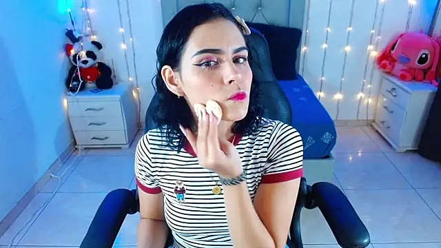 Snapshot of veronica_luar chatting on 10/03/25, 03:20 veronica luar online show from 10/03/25, 03:20