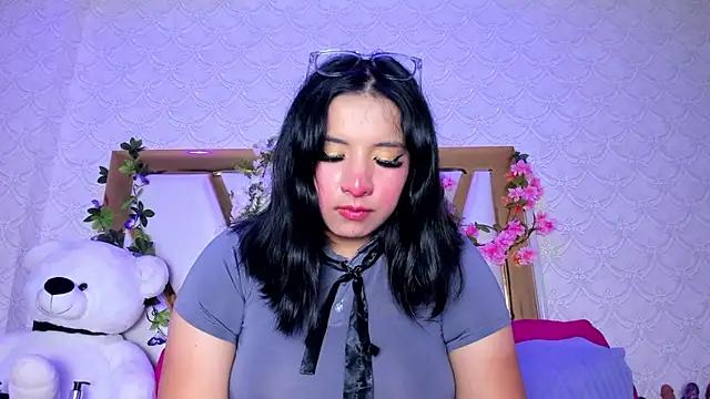 BeccaMathew online show from 04/18/26, 01:08