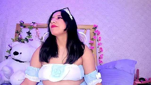 BeccaMathew online show from 12/19/25, 01:09