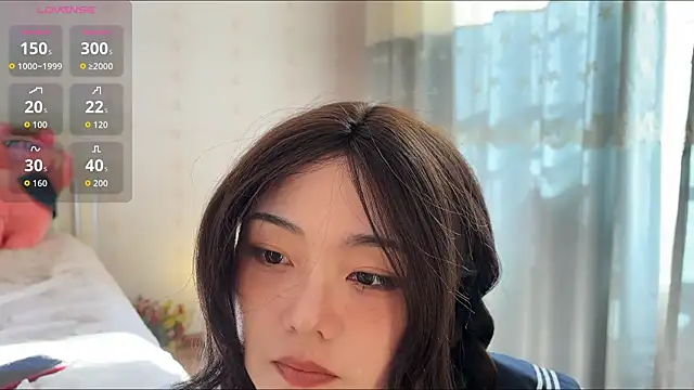 nanaliu6 online show from 11/07/25, 07:24