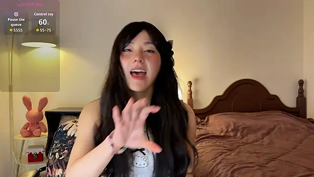 nanaliu6 online show from 05/19/26, 01:10