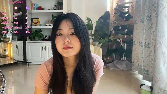 nanaliu6 online show from 12/19/25, 02:26