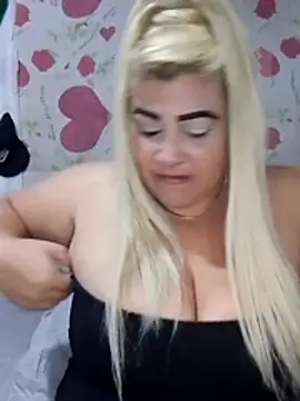 BonniAdams online show from 11/27/25, 02:12