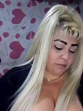 BonniAdams online show from 11/27/25, 09:37