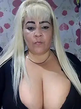 BonniAdams online show from 11/18/25, 11:59