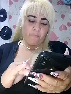 BonniAdams online show from 10/05/25, 04:36