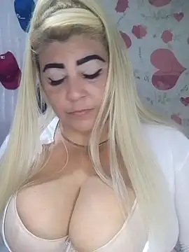 BonniAdams online show from 10/22/25, 03:44