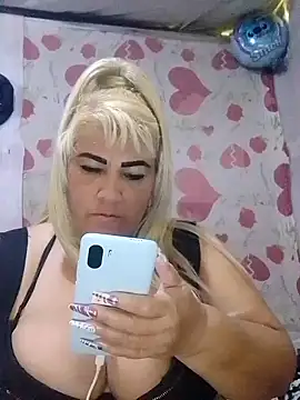 BonniAdams online show from 10/03/25, 04:19