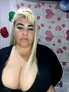 BonniAdams online show from 10/25/25, 07:07