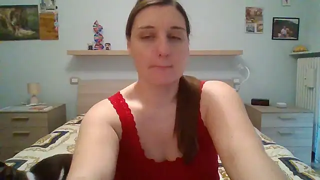 Snapshot of PrincessEileen89 chatting on 01/13/26, 10:19 PrincessEileen89 online show from 01/13/26, 10:19
