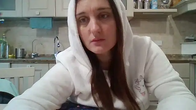 Snapshot of PrincessEileen89 chatting on 02/10/26, 11:42 PrincessEileen89 online show from 02/10/26, 11:42