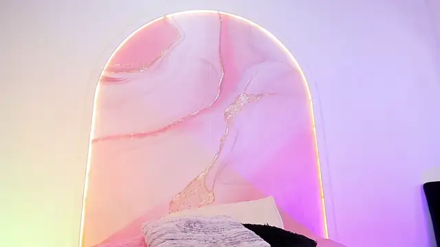 Sofii Lopezz online show from 11/21/25, 11:53