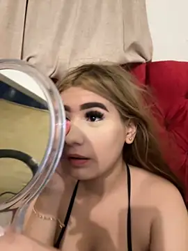 akirahattori online show from 10/21/25, 02:11