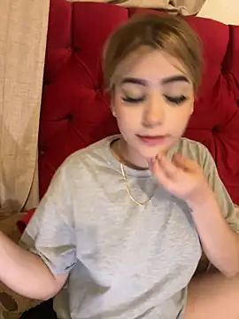 akirahattori online show from 11/18/25, 04:16