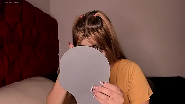 akirahattori online show from 04/15/26, 12:27