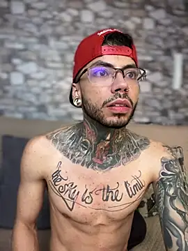 Walker Thomas1 online show from 03/07/25, 07:49