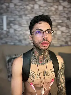 Walker Thomas1 online show from 03/08/25, 07:42