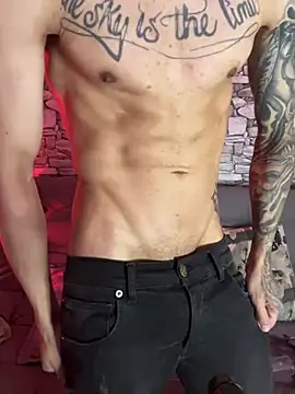 Walker Thomas1 online show from 03/16/25, 08:32