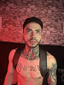 Walker Thomas1 online show from 11/22/25, 10:41