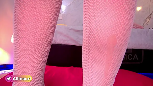 ailin curl online show from 03/06/26, 09:43