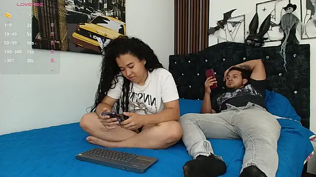 Snapshot of ema_abby chatting on 10/30/25, 07:55 ema abby online show from 10/30/25, 07:55