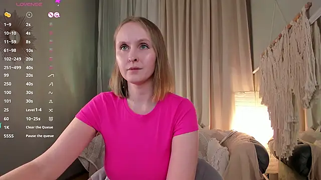 Snapshot of Agatha_Mott chatting on 03/08/25, 06:26 Agatha Mott online show from 03/08/25, 06:26