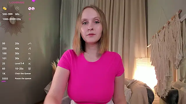 Snapshot of Agatha_Mott chatting on 03/08/25, 03:24 Agatha Mott online show from 03/08/25, 03:24