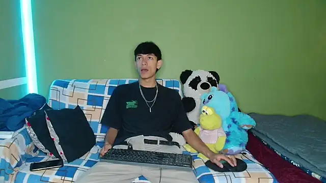 Snapshot of the_murderer chatting on 10/31/25, 03:19 the murderer online show from 10/31/25, 03:19