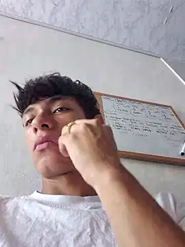 Snapshot of the_murderer chatting on 02/25/25, 05:40 the murderer online show from 02/25/25, 05:40