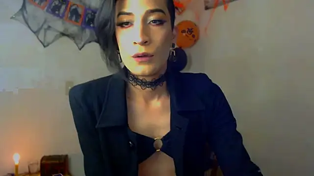 Snapshot of NovaNyx11 chatting on 10/15/25, 10:18 NovaNyx11 online show from 10/15/25, 10:18