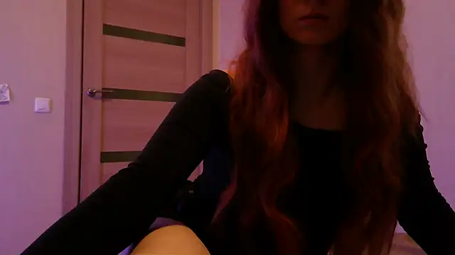  AliceOwen  online show from 03/17/25, 10:29