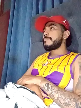 Elgroney23 online show from 04/10/26, 06:31