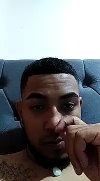 Elgroney23 online show from 02/03/25, 03:09