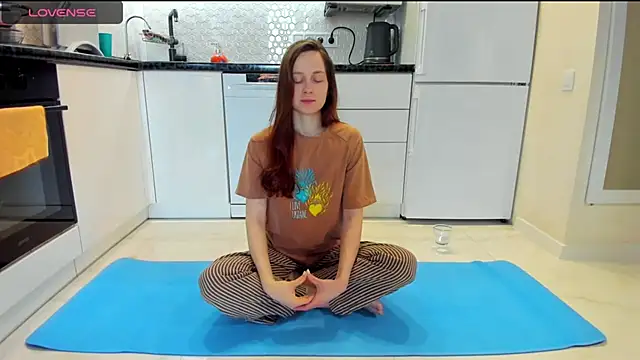 Katya yoga online show from 04/14/26, 03:33