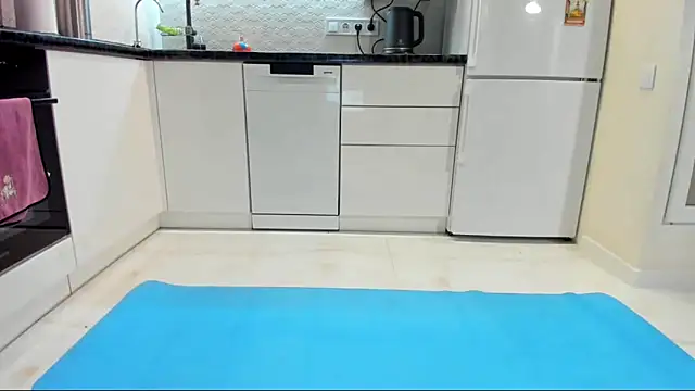 Snapshot of Katya_yoga chatting on 09/30/25, 03:56 Katya yoga online show from 09/30/25, 03:56