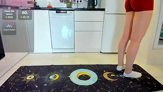 Snapshot of Katya_yoga chatting on 10/14/25, 06:14 Katya yoga online show from 10/14/25, 06:14