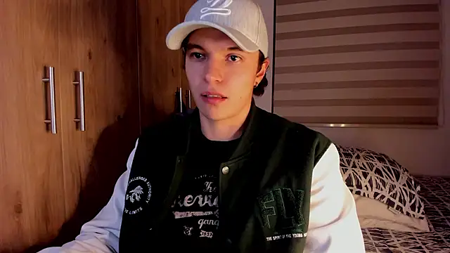 Mastrangelo xxx online show from 02/16/26, 05:06