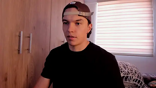 Mastrangelo xxx online show from 11/22/25, 07:57