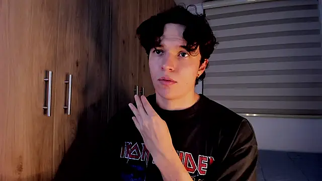 Mastrangelo xxx online show from 03/01/26, 01:27