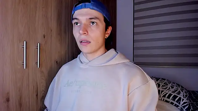 Mastrangelo xxx online show from 02/18/26, 03:37