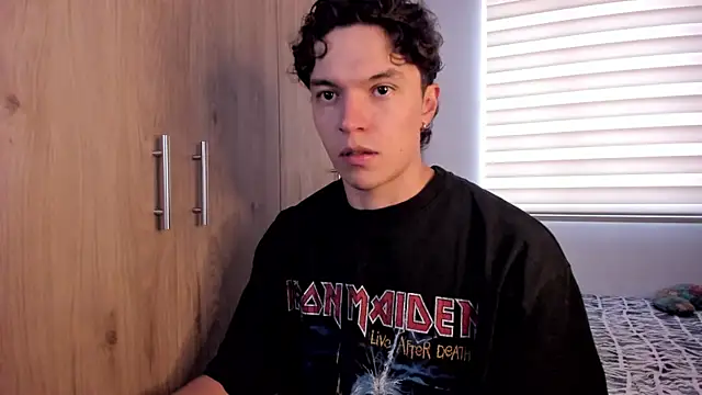 Mastrangelo xxx online show from 11/18/25, 09:07