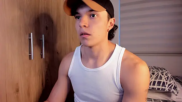 Mastrangelo xxx online show from 11/30/25, 10:43