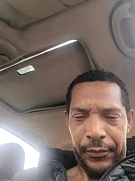 Renato571 online show from 09/30/25, 11:27