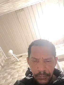 Renato571 online show from 10/03/25, 11:56