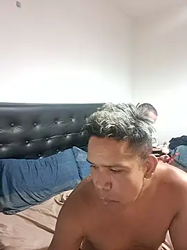 liamlara online show from 01/12/26, 03:02