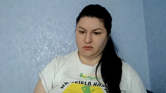 KiraSwee online show from 11/27/25, 06:58