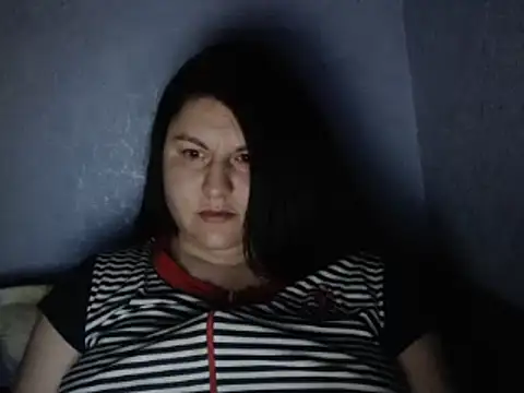 KiraSwee online show from 01/28/25, 09:19