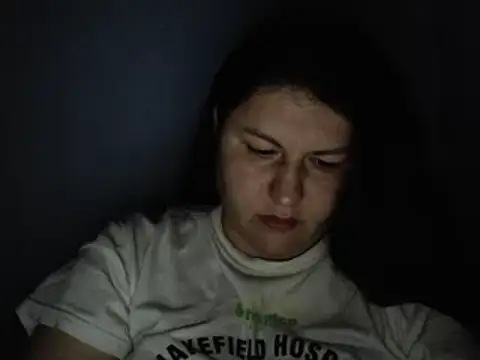 KiraSwee online show from 09/19/25, 06:12