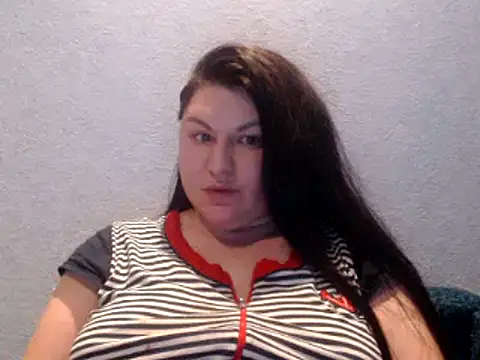 KiraSwee online show from 01/23/25, 05:52