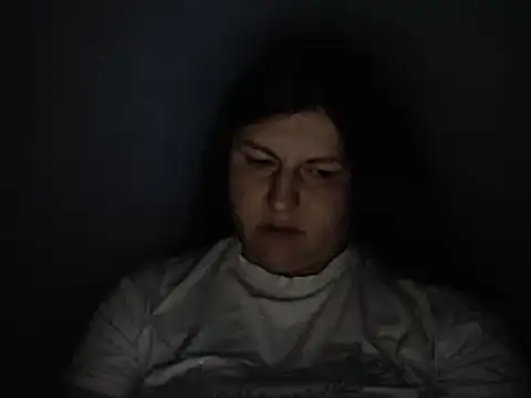 KiraSwee online show from 09/18/25, 08:45